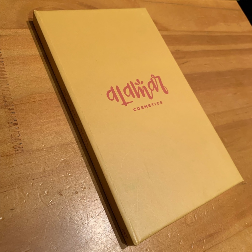 Alamar Cosmetics Palette